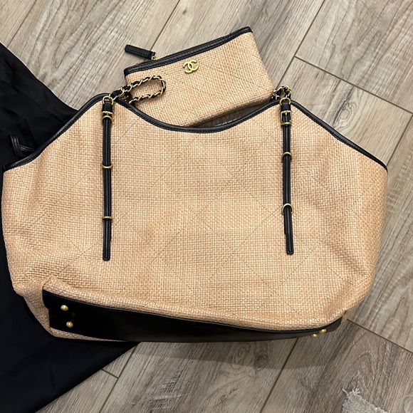 Chanel maxi shopping tote cruise collection 25/26 Tan & Black look a like raffia - Picture 9 of 9